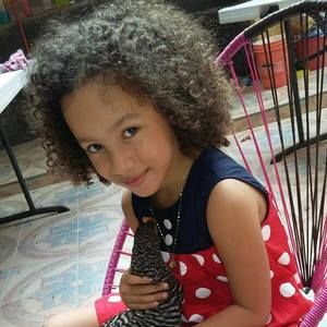 Meet your Posher, Angelle